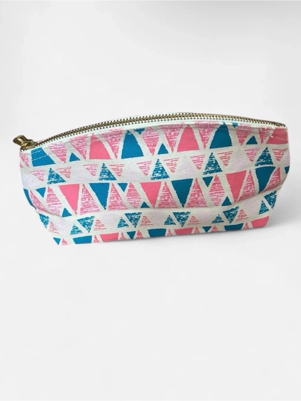 FEED10 Geometric Triangle Print Pouch in Pink & Teal